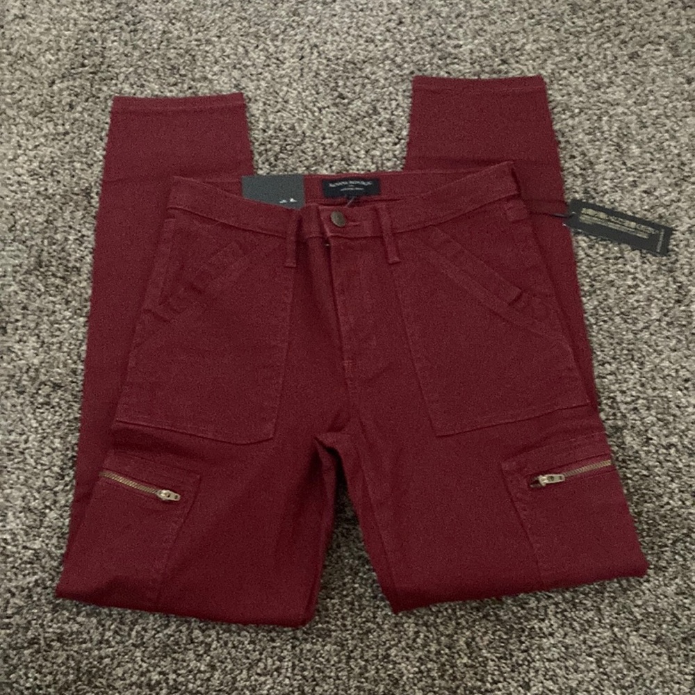 Banana Republic High Rise Skinny Cargo with narrow legs